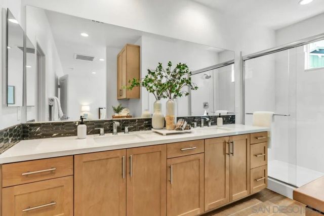 7701 Jasmine Ct, Santee, CA 92071