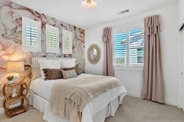 7701 Jasmine Ct, Santee, CA 92071