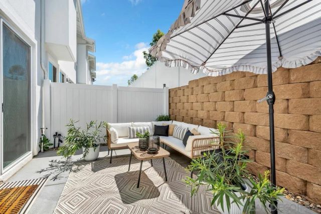 7701 Jasmine Ct, Santee, CA 92071