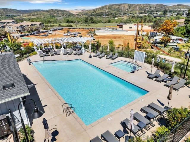 7701 Jasmine Ct, Santee, CA 92071