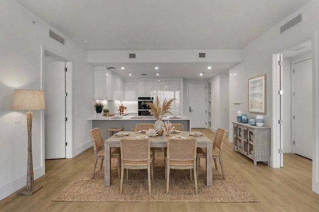 220 Lake Shore Drive 815, Lake Park, FL 33403