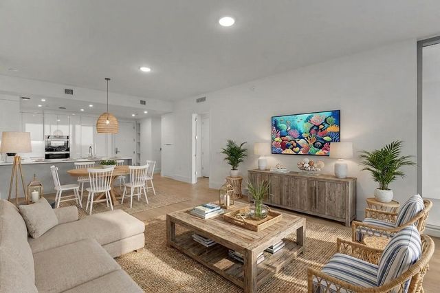 220 Lake Shore Drive 815, Lake Park, FL 33403