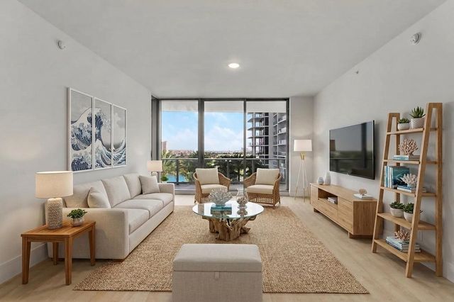 220 Lake Shore Drive 815, Lake Park, FL 33403