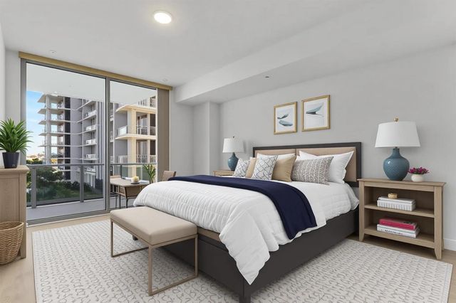 220 Lake Shore Drive 815, Lake Park, FL 33403