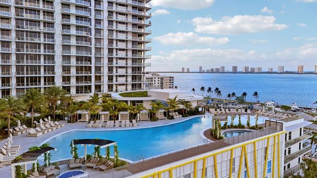 220 Lake Shore Drive 815, Lake Park, FL 33403