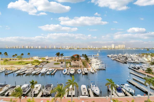 220 Lake Shore Drive 815, Lake Park, FL 33403