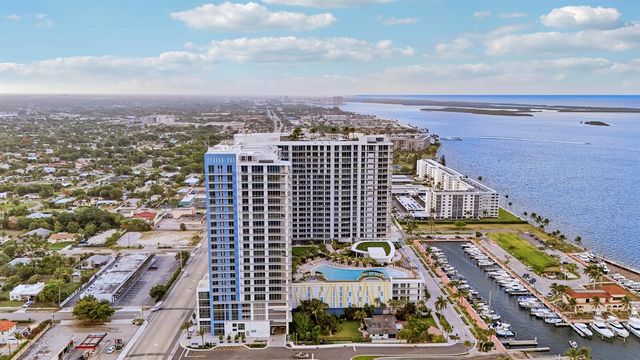 220 Lake Shore Drive 815, Lake Park, FL 33403