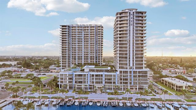 220 Lake Shore Drive 815, Lake Park, FL 33403