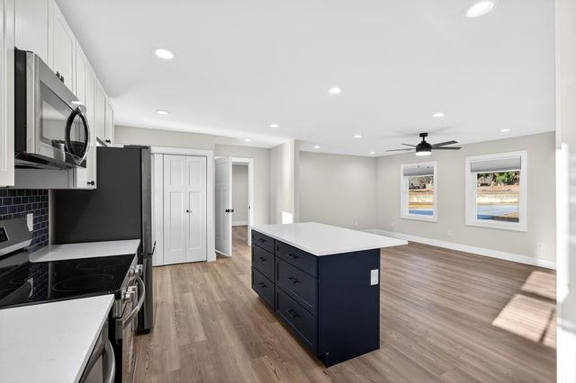 221 Hillbrook Cir, Pacolet, SC 29372