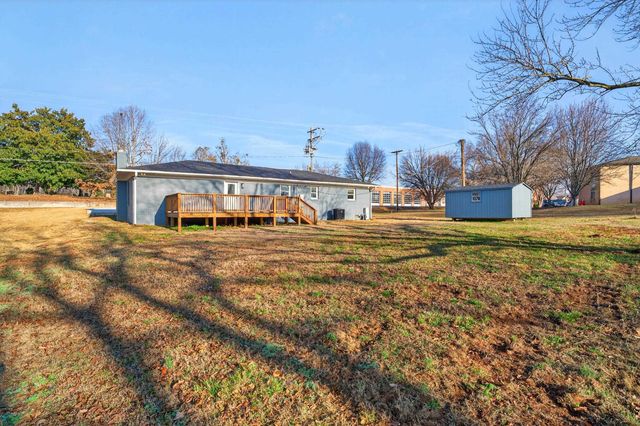 221 Hillbrook Cir, Pacolet, SC 29372