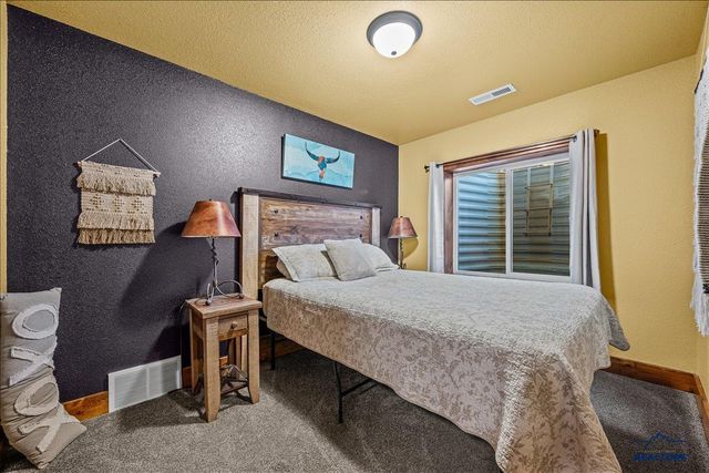 21177 GILDED MOUNTAIN RD, Lead, SD 57754