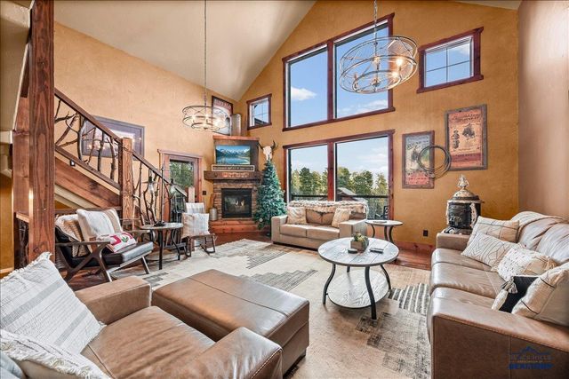 21177 GILDED MOUNTAIN RD, Lead, SD 57754