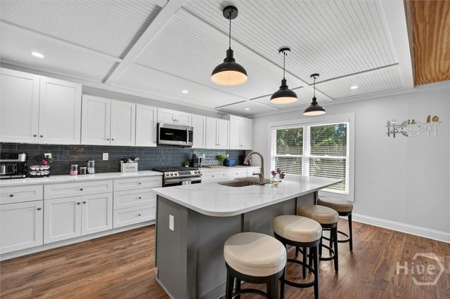 109 N Cromwell Road, Savannah, GA 31410