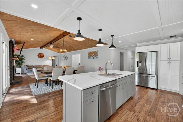 109 N Cromwell Road, Savannah, GA 31410
