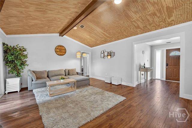 109 N Cromwell Road, Savannah, GA 31410