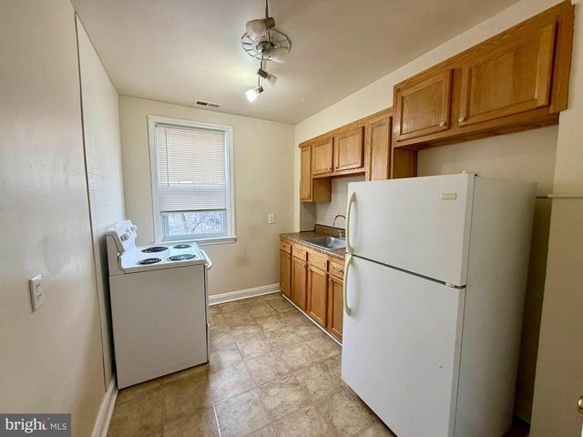 1200 WOODBOURNE AVE, Baltimore, MD 21239