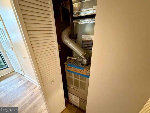 1200 WOODBOURNE AVE, Baltimore, MD 21239