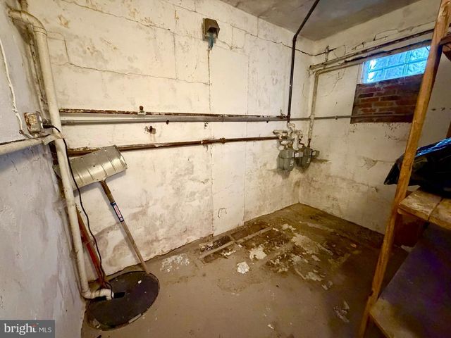 1200 WOODBOURNE AVE, Baltimore, MD 21239