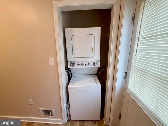 1200 WOODBOURNE AVE, Baltimore, MD 21239