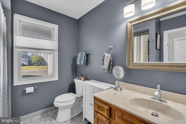 14 TURNBERRY CIR #117, Toms River, NJ 08753
