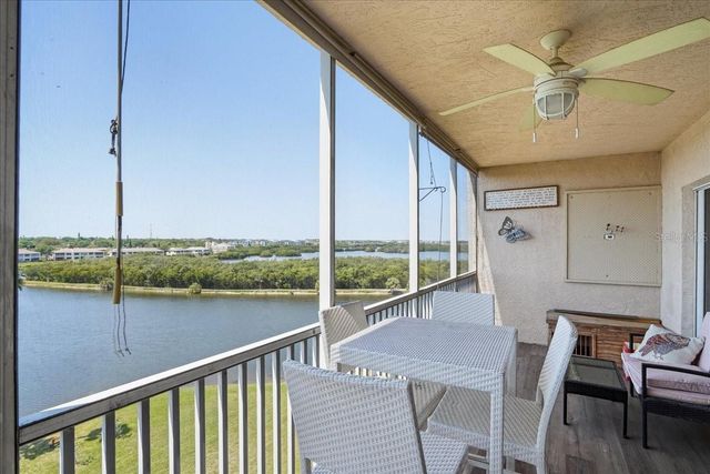 6425 SHORELINE DRIVE 10503, St Petersburg, FL 33708