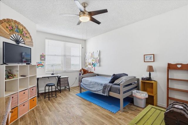 6425 SHORELINE DRIVE 10503, St Petersburg, FL 33708