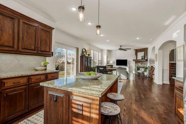 28605 W 162nd Terrace, Gardner, KS 66030