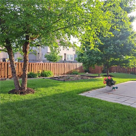 28605 W 162nd Terrace, Gardner, KS 66030