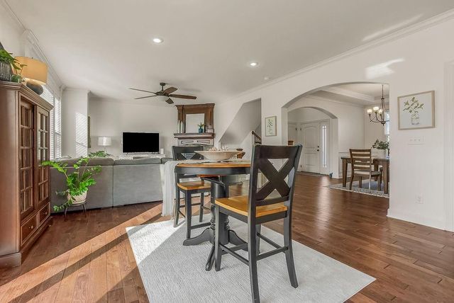 28605 W 162nd Terrace, Gardner, KS 66030