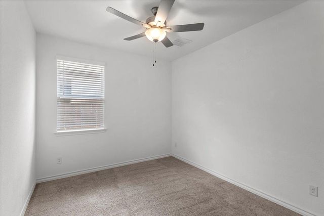 500 Stinchcomb RD, Hutto, TX 78634