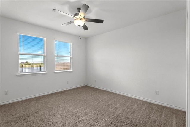 500 Stinchcomb RD, Hutto, TX 78634