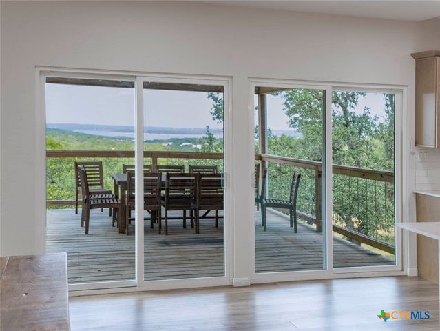 268 White Oak Drive, Canyon Lake, TX 78133