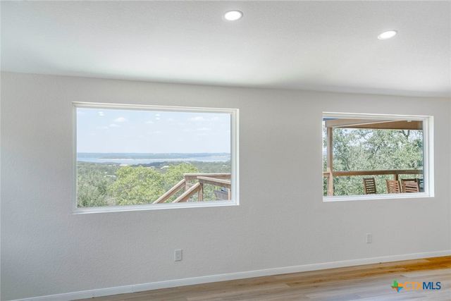 268 White Oak Drive, Canyon Lake, TX 78133