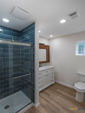 268 White Oak Drive, Canyon Lake, TX 78133