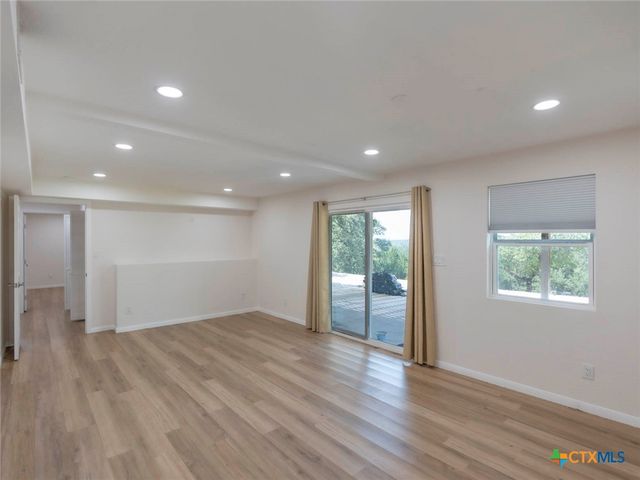 268 White Oak Drive, Canyon Lake, TX 78133