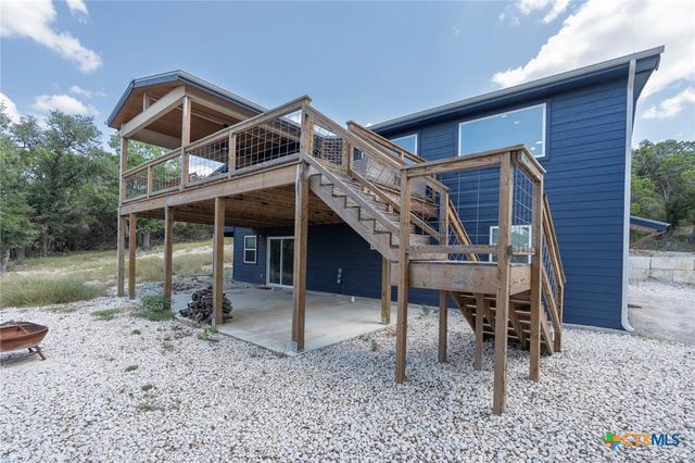 268 White Oak Drive, Canyon Lake, TX 78133