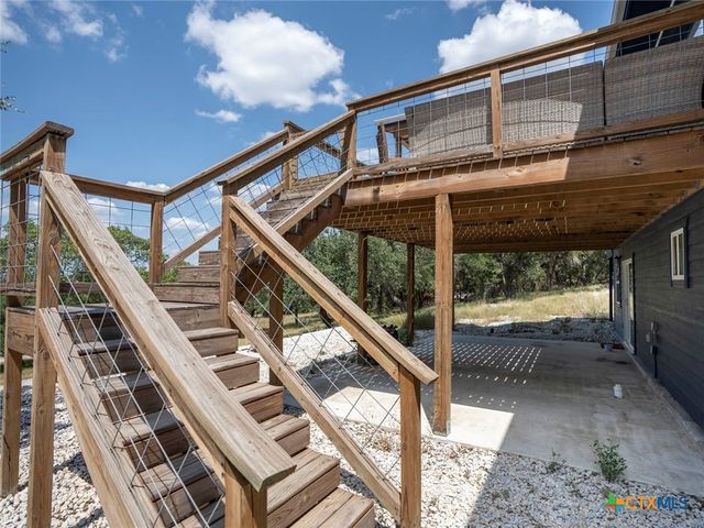 268 White Oak Drive, Canyon Lake, TX 78133