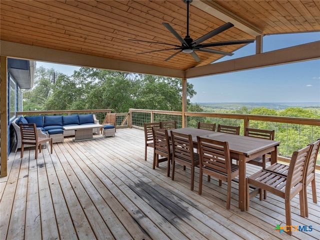 268 White Oak Drive, Canyon Lake, TX 78133