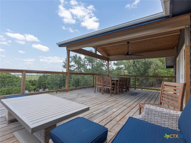 268 White Oak Drive, Canyon Lake, TX 78133