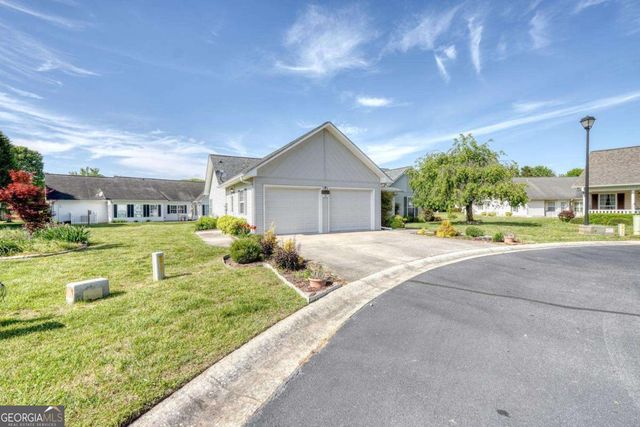 15 Westward Lane, Blue Ridge, GA 30513