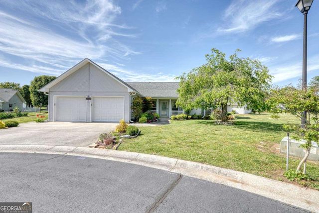 15 Westward Lane, Blue Ridge, GA 30513