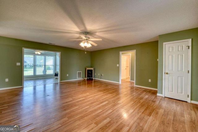 15 Westward Lane, Blue Ridge, GA 30513