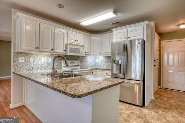 15 Westward Lane, Blue Ridge, GA 30513