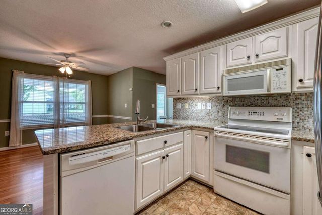 15 Westward Lane, Blue Ridge, GA 30513