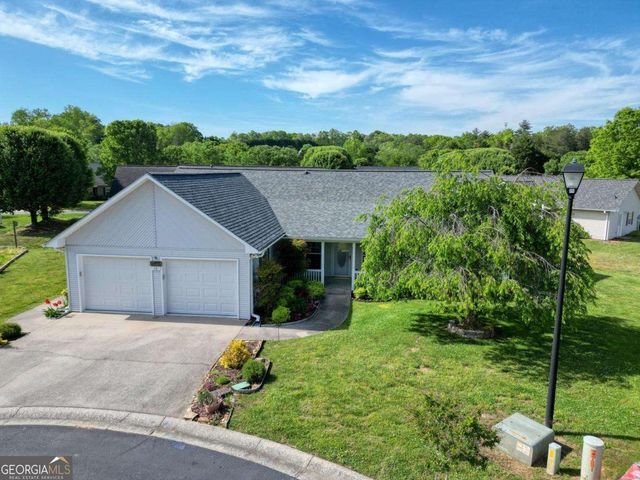 15 Westward Lane, Blue Ridge, GA 30513
