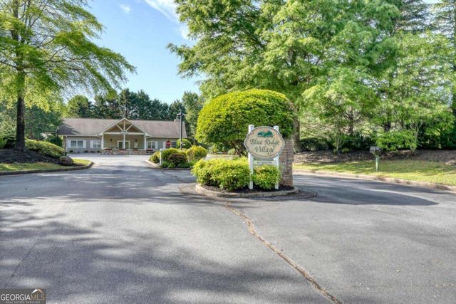 15 Westward Lane, Blue Ridge, GA 30513