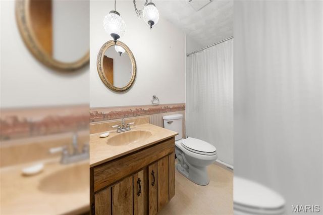 709 Ron Avenue, Washington, MO 63090