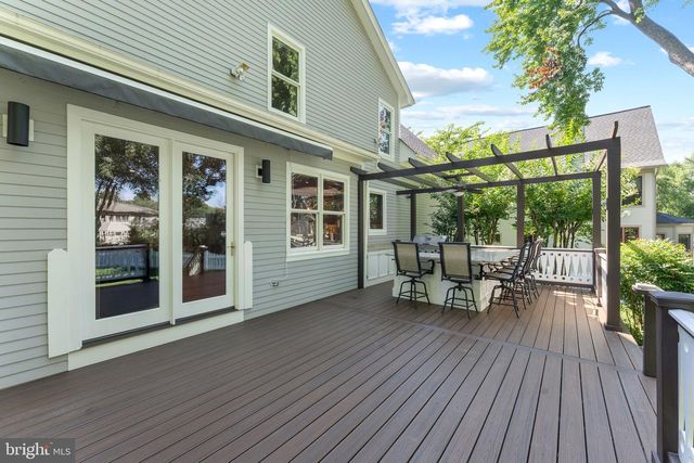 516 CENTER ST S, Vienna, VA 22180