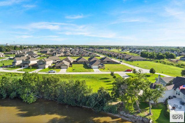 4440 E Bayou Maison, Dickinson, TX 77539