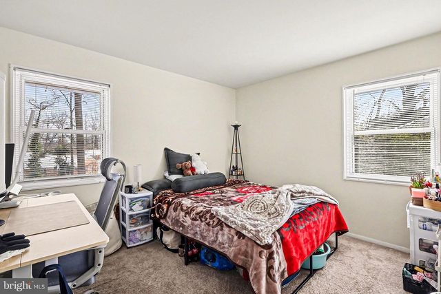 7112 DALHOUSE ST, Springfield, VA 22151